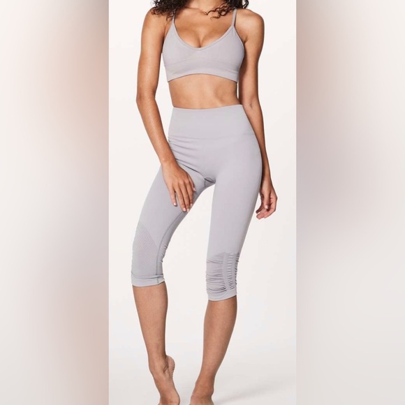 Lululemon x Taryn Toomey Collab Awakening Cropped Leggings - Size 6